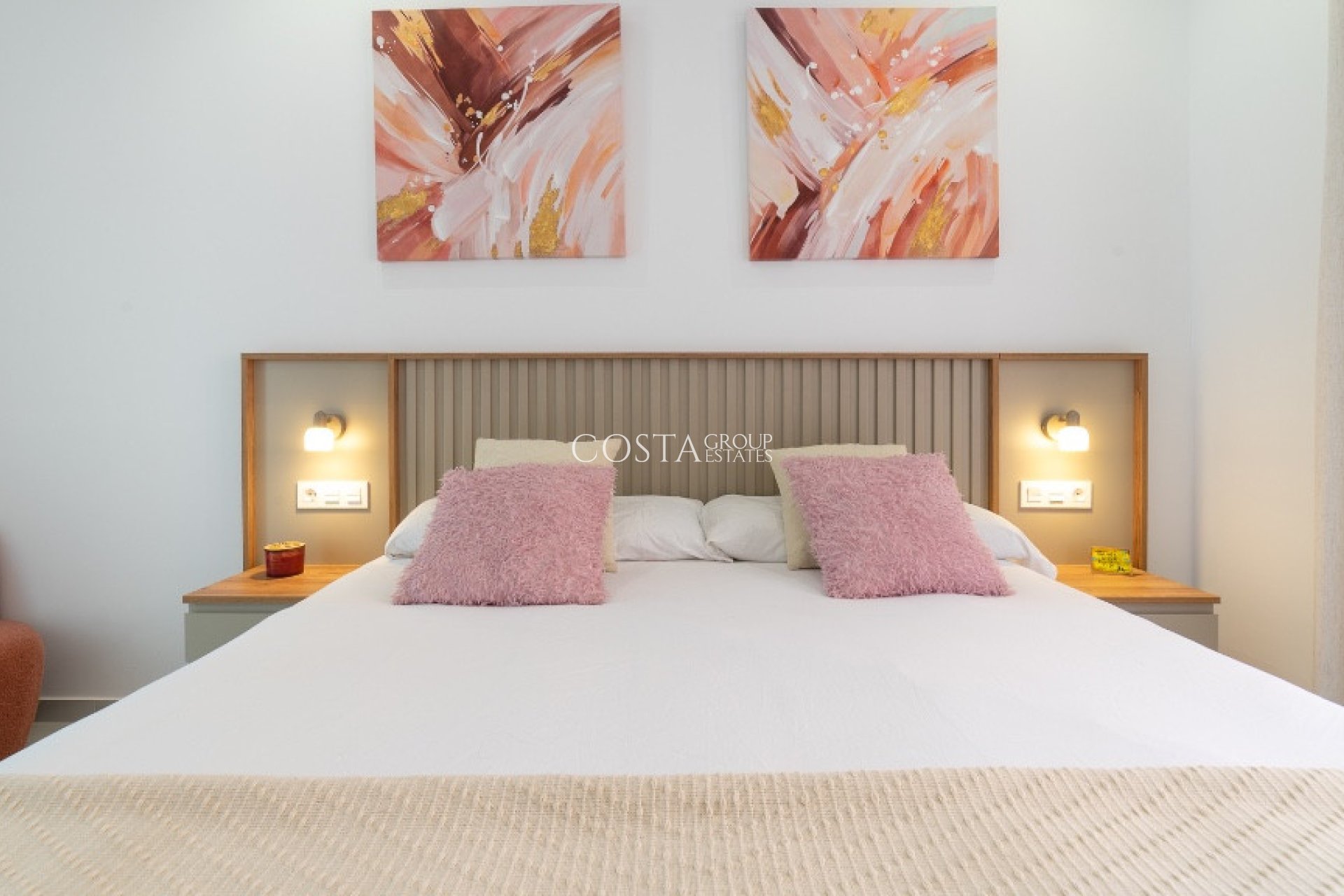 Wiederverkauf - Villa -
Torrevieja - Torrevieja Centro