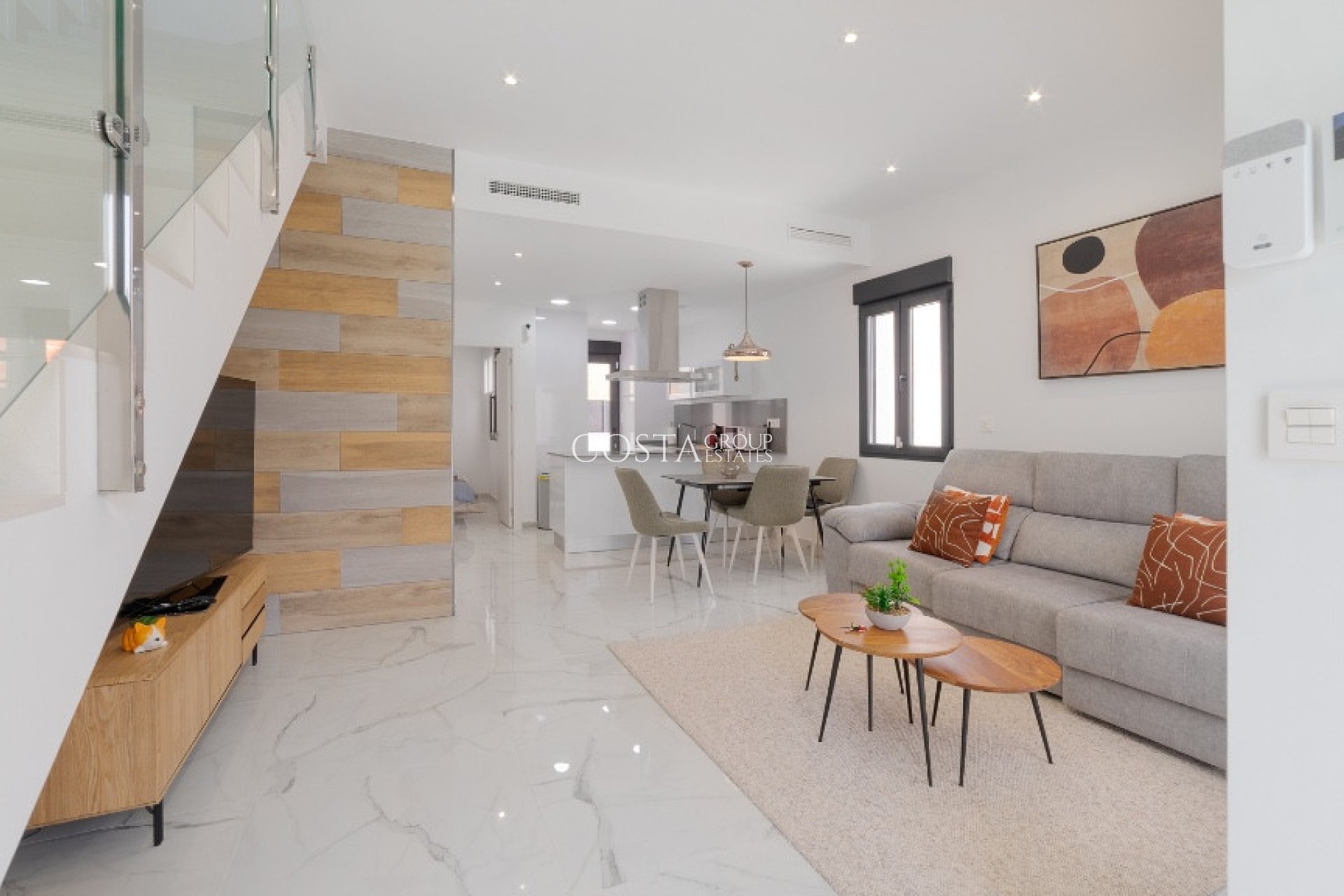 Wiederverkauf - Villa -
Torrevieja - Torrevieja Centro