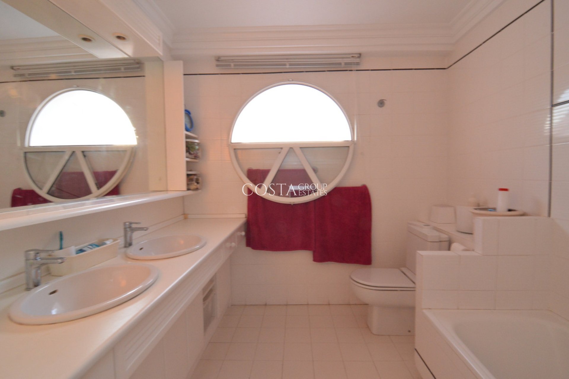 Wiederverkauf - Villa -
Torrevieja - Torrevieja Centro