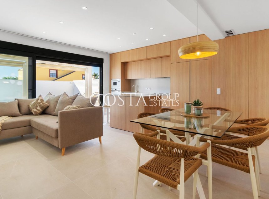 Wiederverkauf - Villa -
Torrevieja - Torrevieja Centro