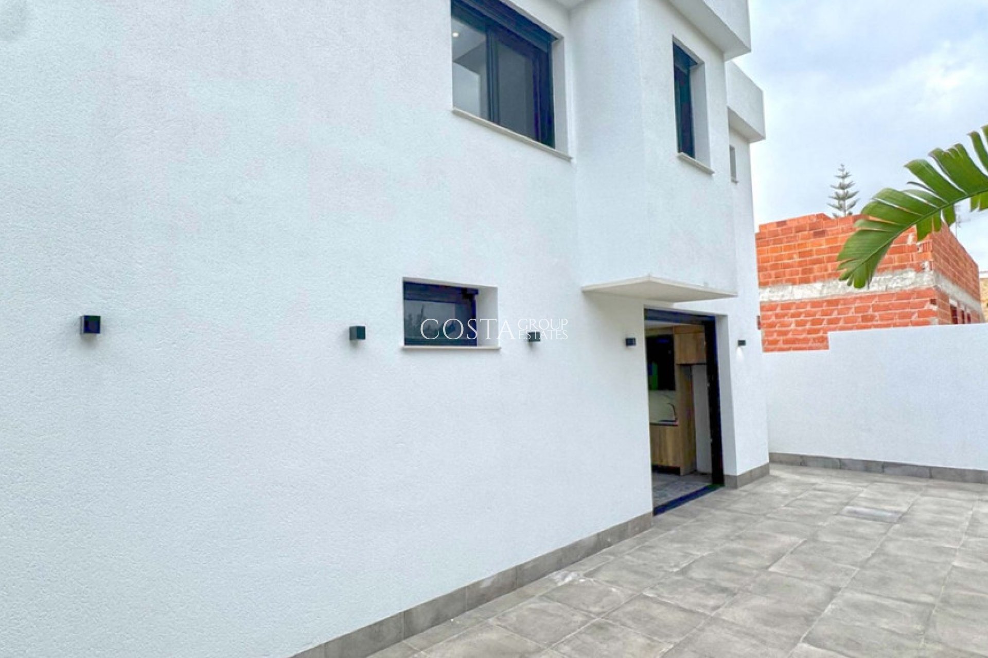 Wiederverkauf - Villa -
Torrevieja - Torrevieja Centro