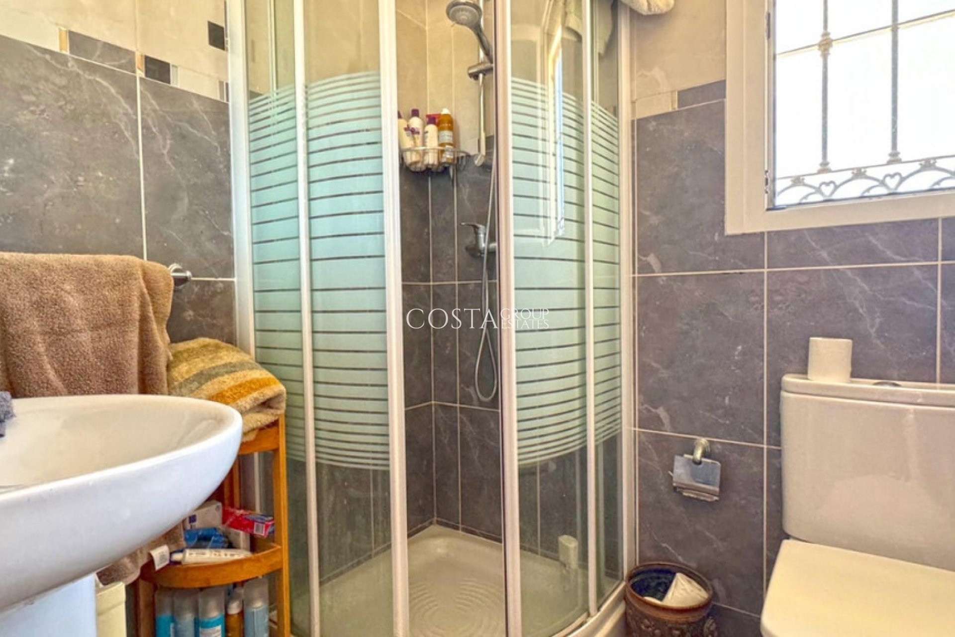 Wiederverkauf - Villa -
Torrevieja - Torrevieja Centro