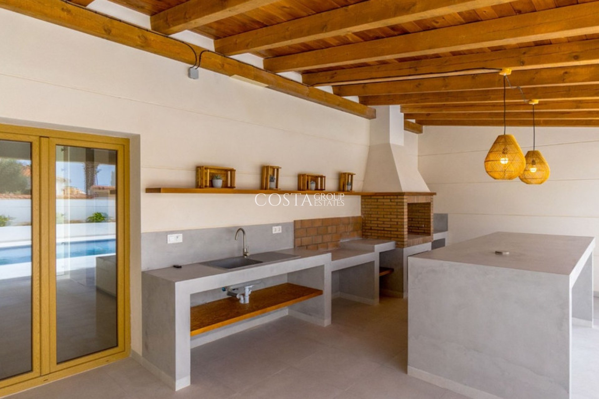 Wiederverkauf - Villa -
Torrevieja - Torrevieja Centro