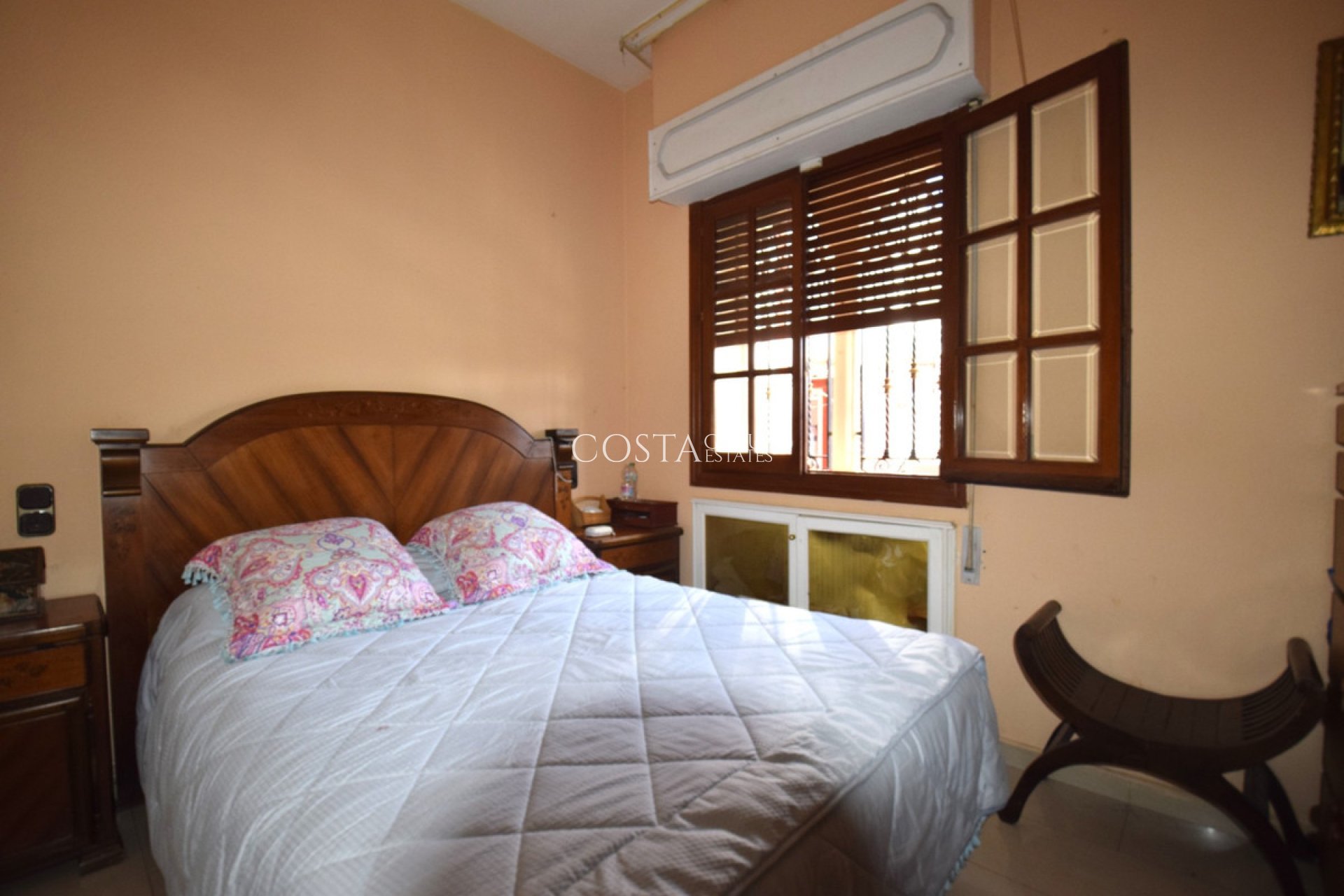 Wiederverkauf - Villa -
Torrevieja - Torrevieja Centro