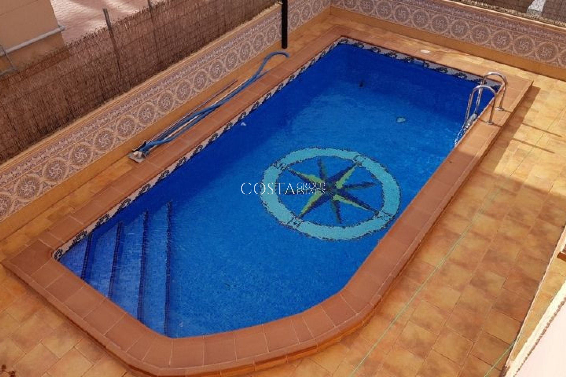 Wiederverkauf - Villa -
Torrevieja - Torrevieja Centro