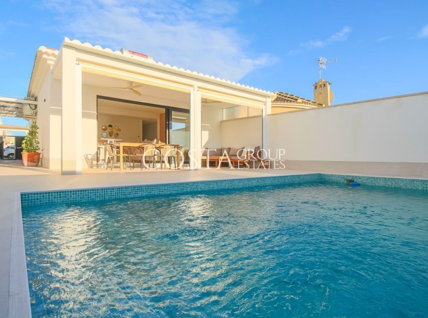Wiederverkauf - Villa -
Torrevieja - Torrevieja Centro
