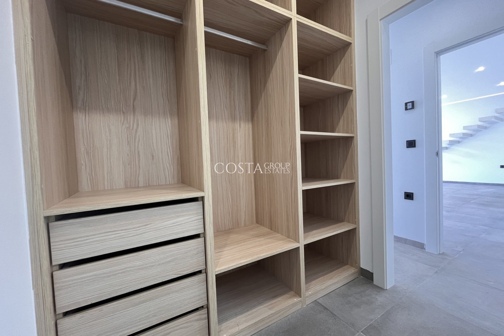 Wiederverkauf - Villa -
Torrevieja - Torrevieja Centro