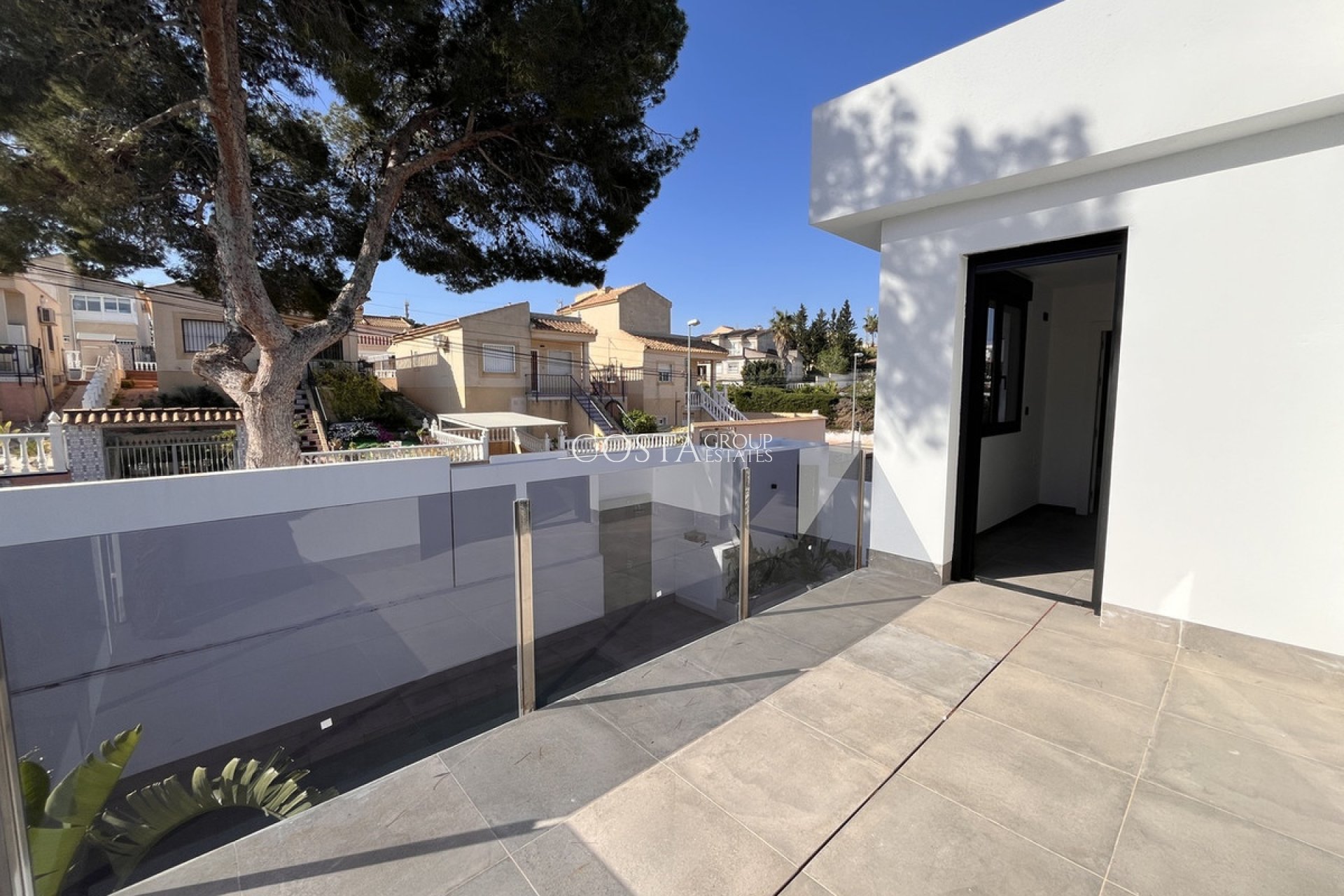 Wiederverkauf - Villa -
Torrevieja - Torrevieja Centro