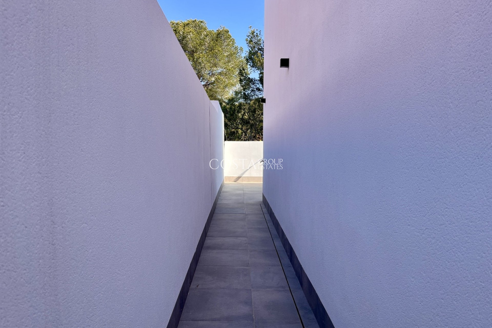 Wiederverkauf - Villa -
Torrevieja - Torrevieja Centro