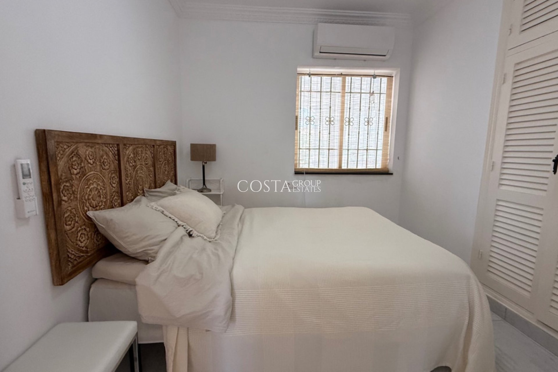 Wiederverkauf - Villa -
Torrevieja - Torrevieja Centro