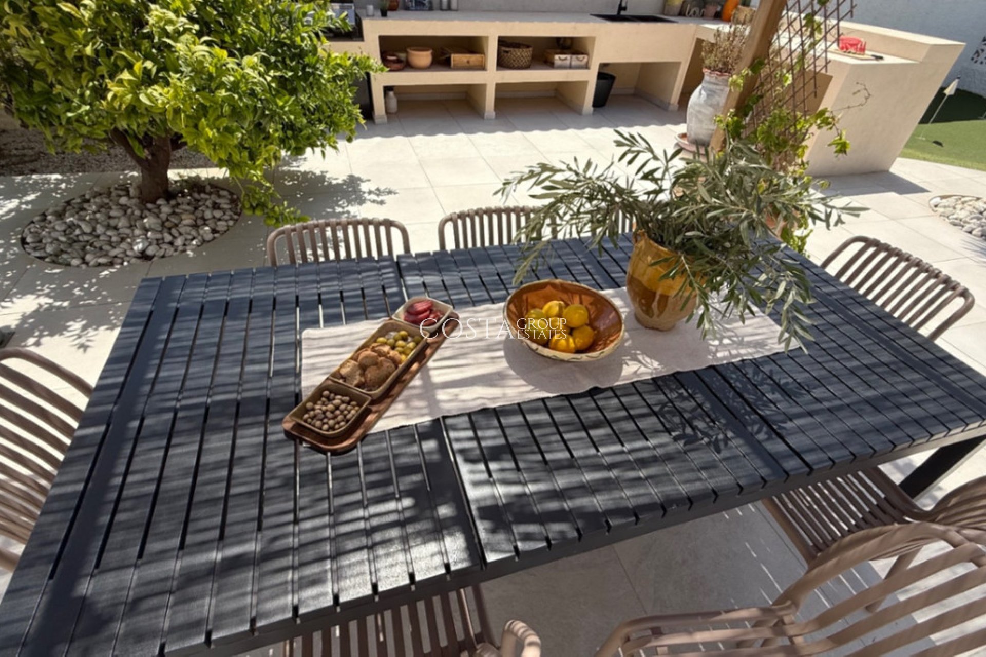 Wiederverkauf - Villa -
Torrevieja - Torrevieja Centro