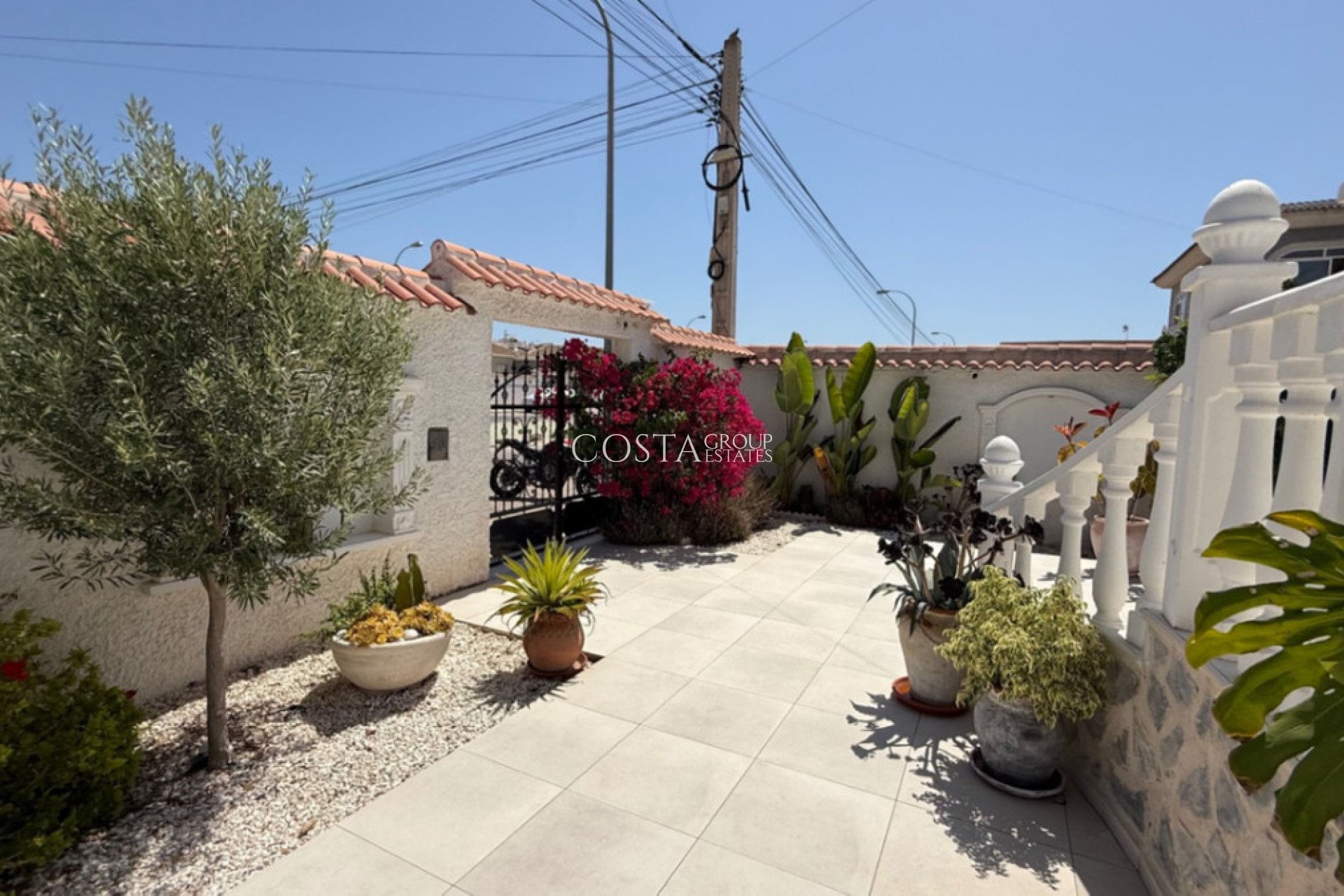 Wiederverkauf - Villa -
Torrevieja - Torrevieja Centro