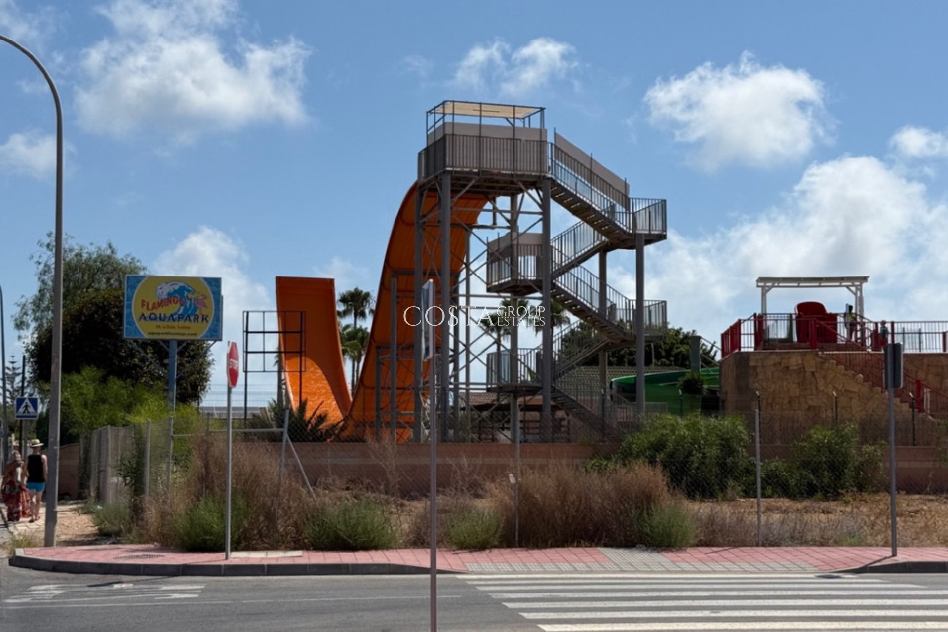 Wiederverkauf - Villa -
Torrevieja - Torrevieja Centro