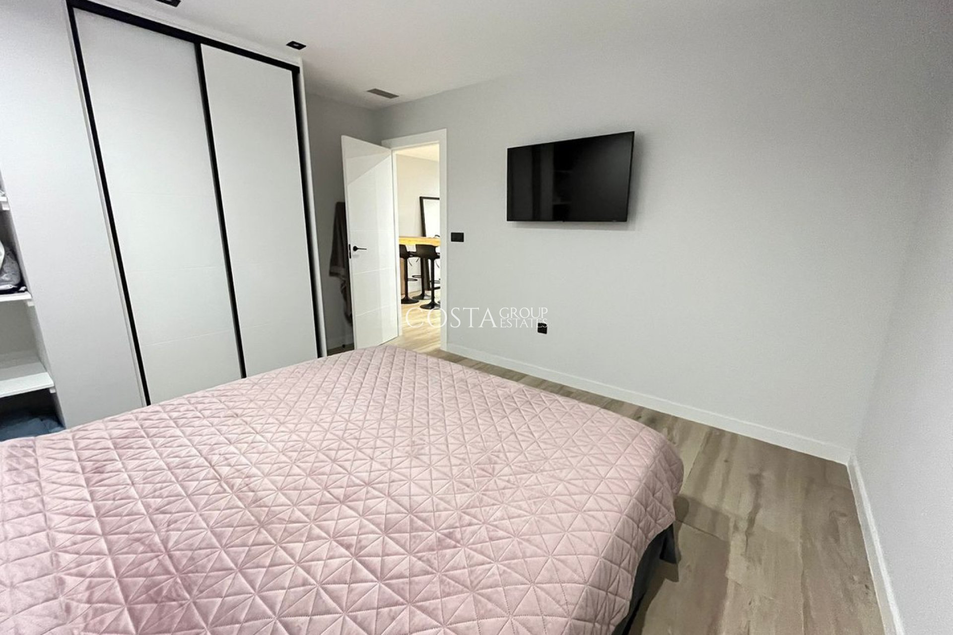 Wiederverkauf - Villa -
Torrevieja - Torrevieja Centro