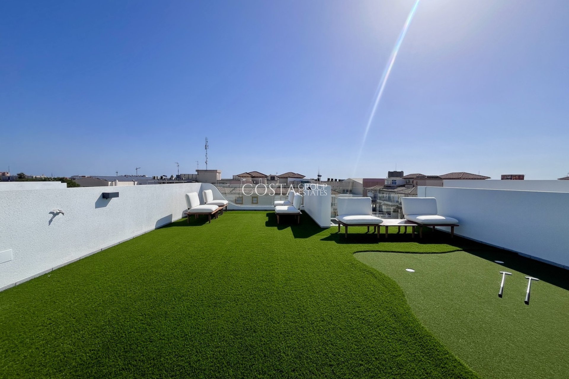 Wiederverkauf - Villa -
Torrevieja - Torrevieja Centro