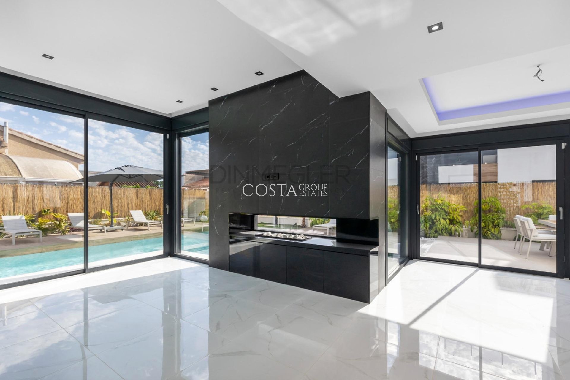 Wiederverkauf - Villa -
Torrevieja - Torrevieja Centro