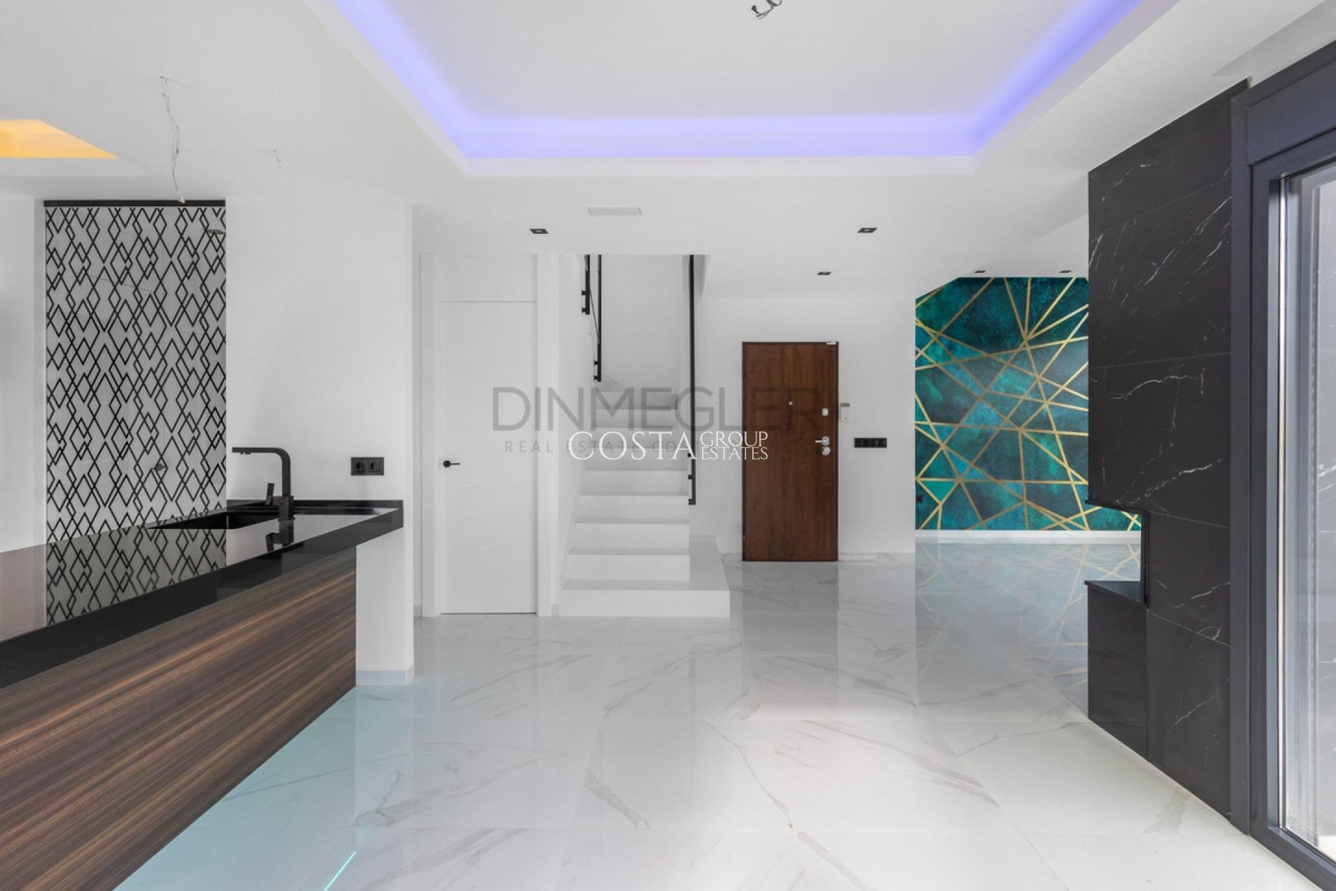 Wiederverkauf - Villa -
Torrevieja - Torrevieja Centro