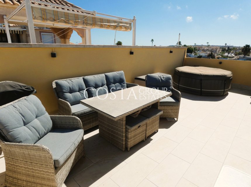 Wiederverkauf - Villa -
Torrevieja - Torrevieja Centro