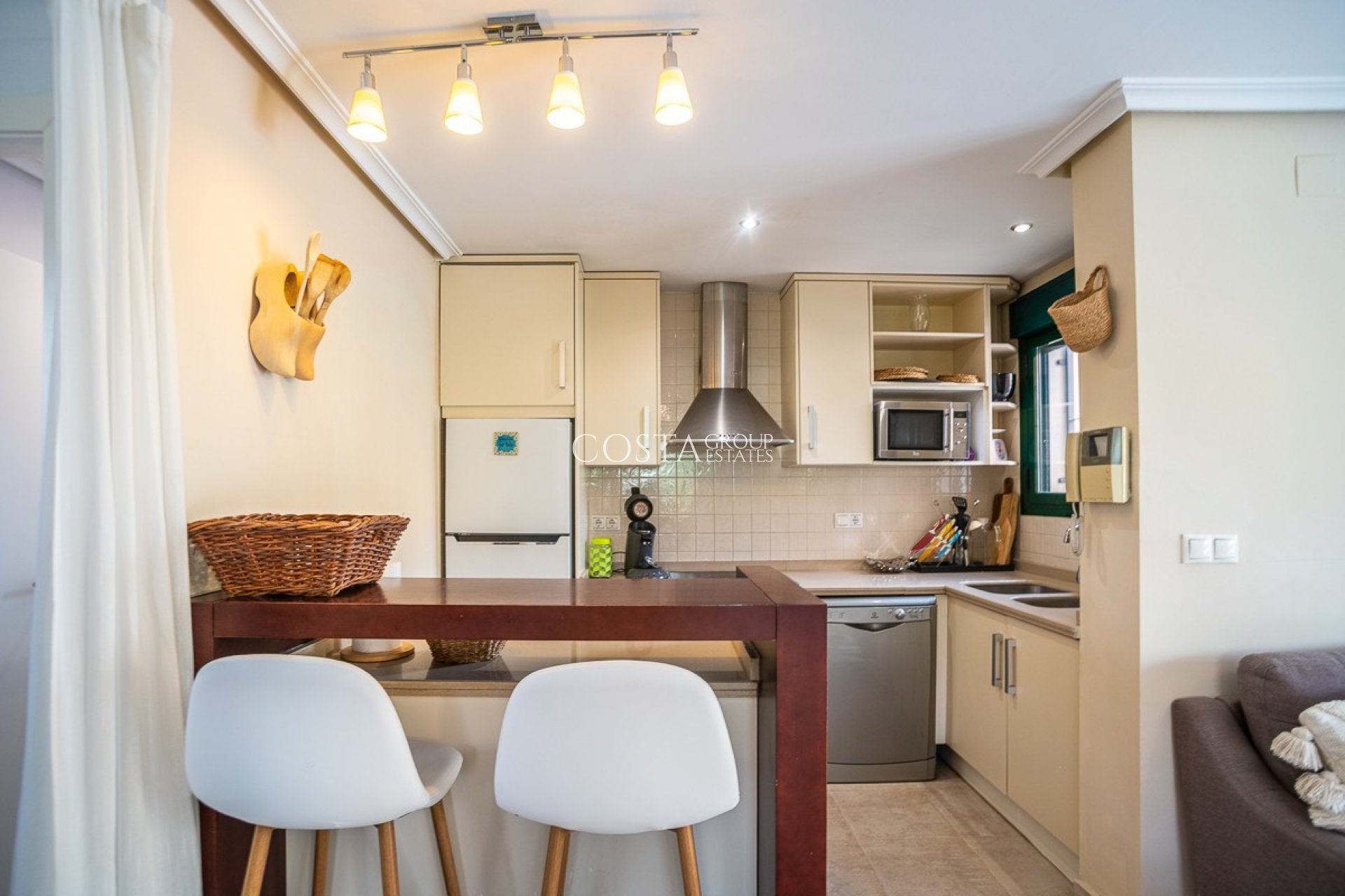 Wiederverkauf - Villa -
Torrevieja - Torrevieja Centro