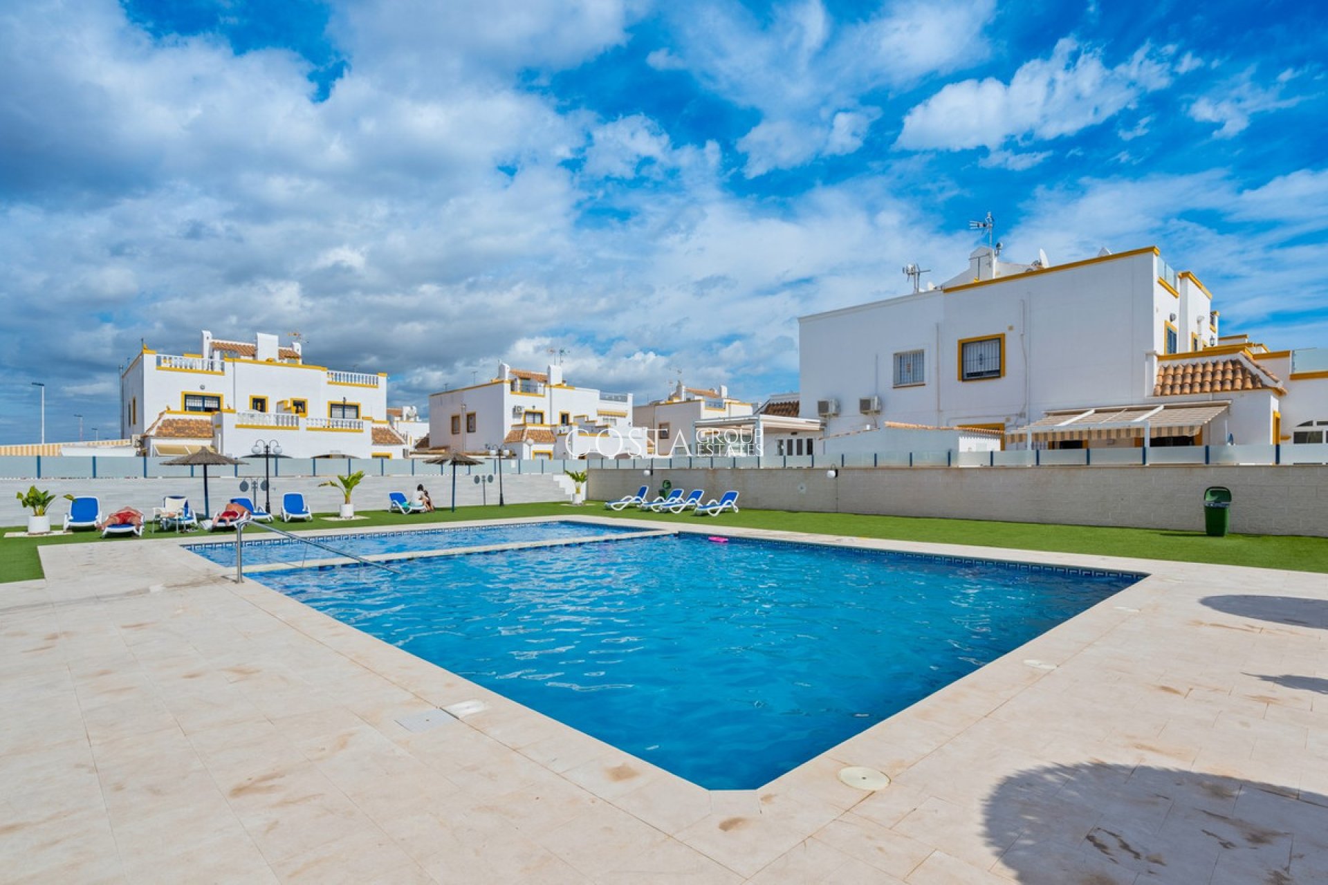 Wiederverkauf - Villa -
Torrevieja - Torrevieja Centro