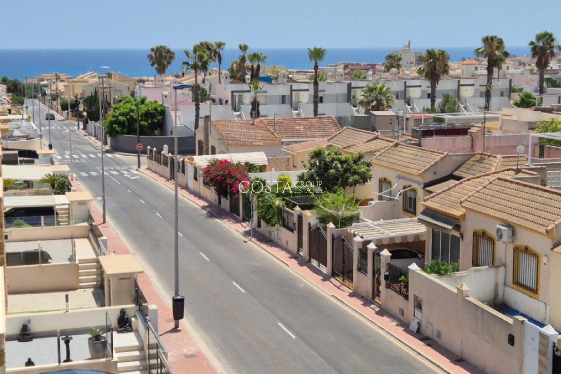 Wiederverkauf - Villa -
Torrevieja - Torrevieja Centro