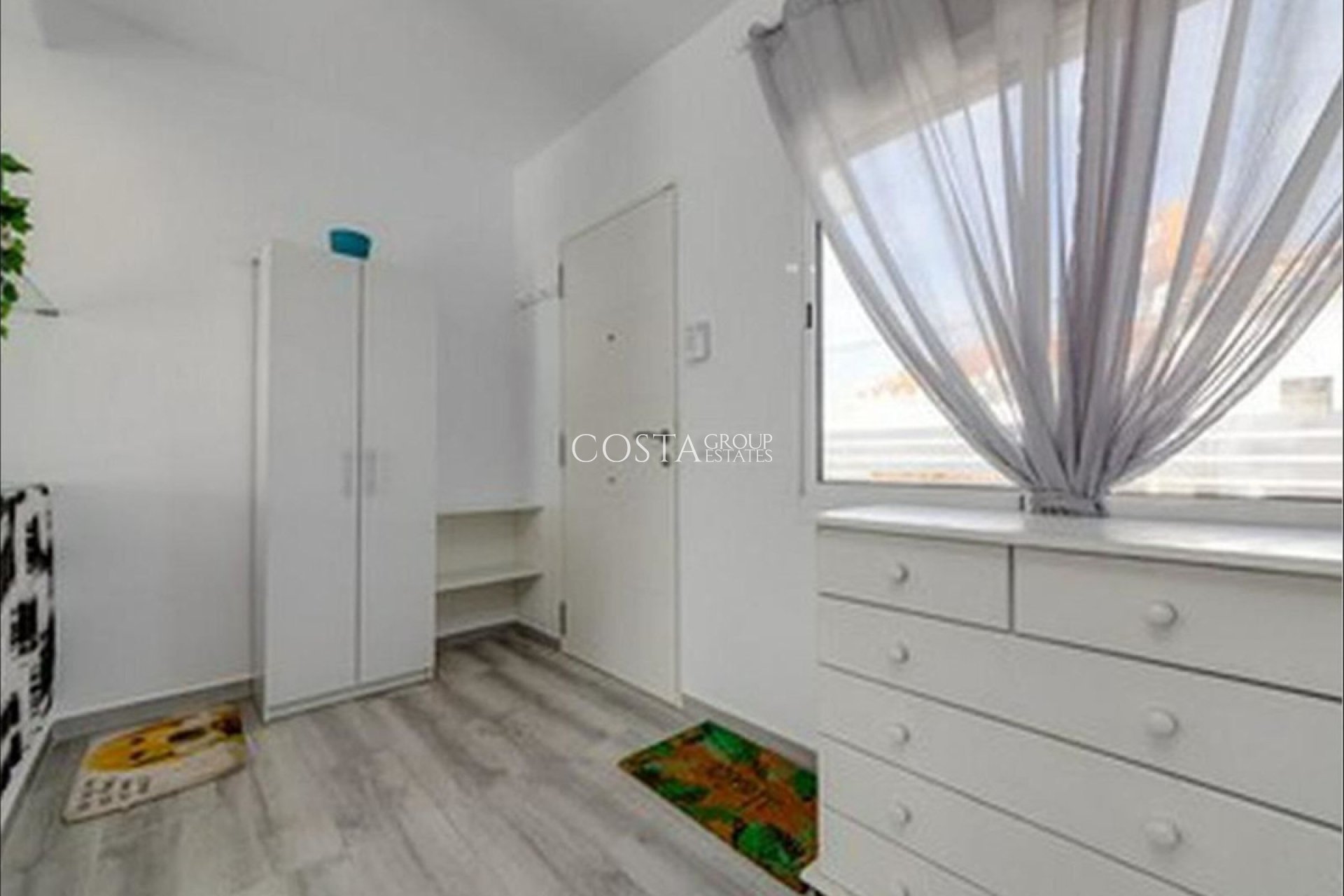 Wiederverkauf - Villa -
Torrevieja - Torrevieja Centro