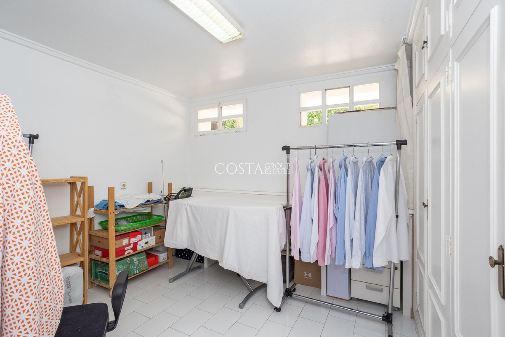 Wiederverkauf - Villa -
Torrevieja - Torrevieja Centro