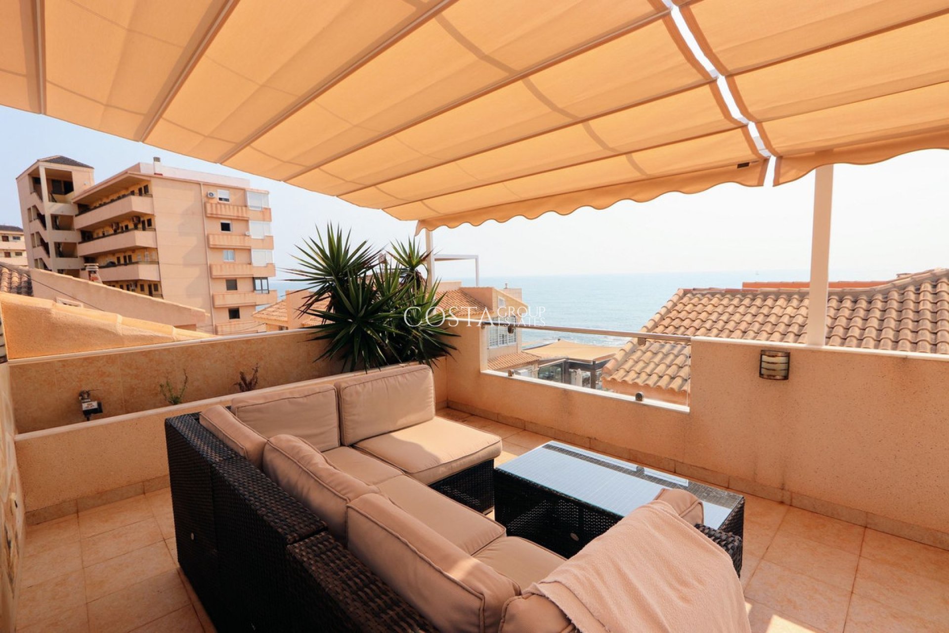 Wiederverkauf - Villa -
Torrevieja - Torrevieja Centro