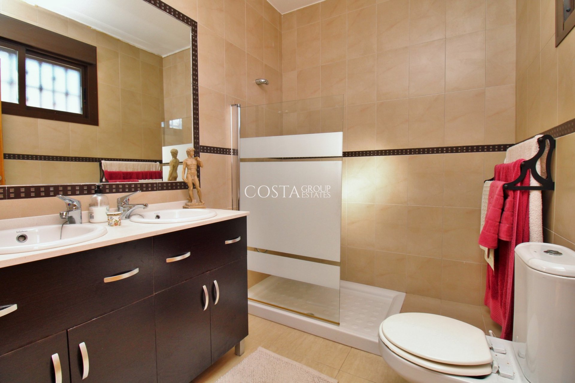 Wiederverkauf - Villa -
Villamartín - PAU 8