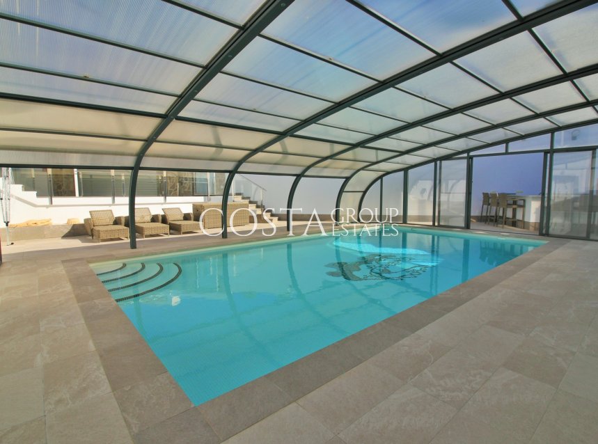 Wiederverkauf - Villa -
Villamartín