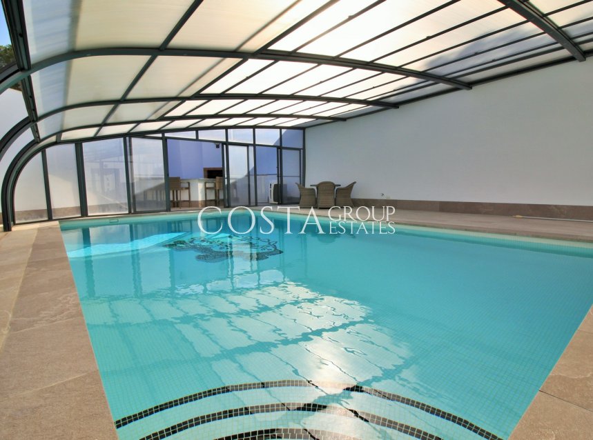 Wiederverkauf - Villa -
Villamartín