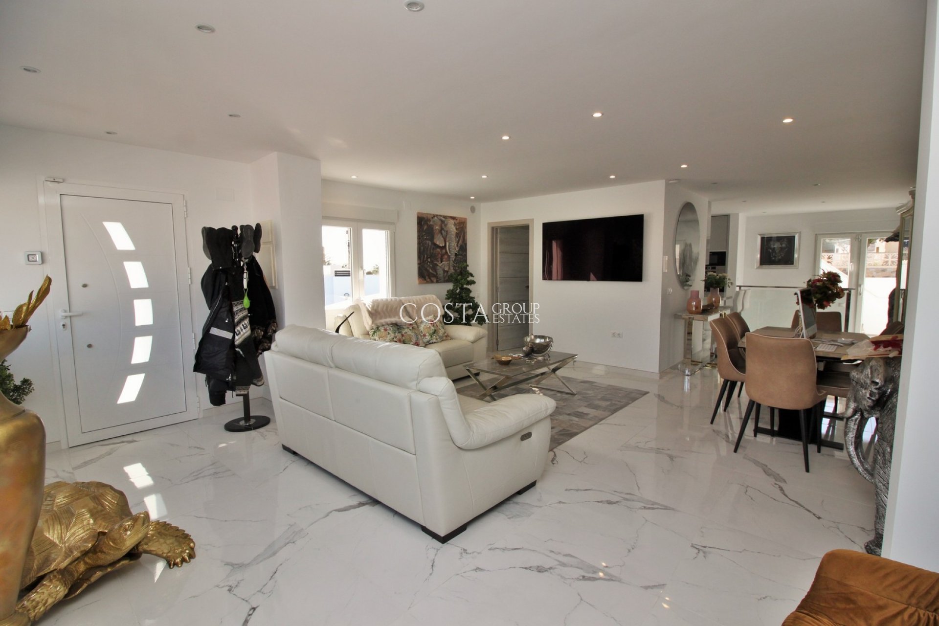 Wiederverkauf - Villa -
Villamartín