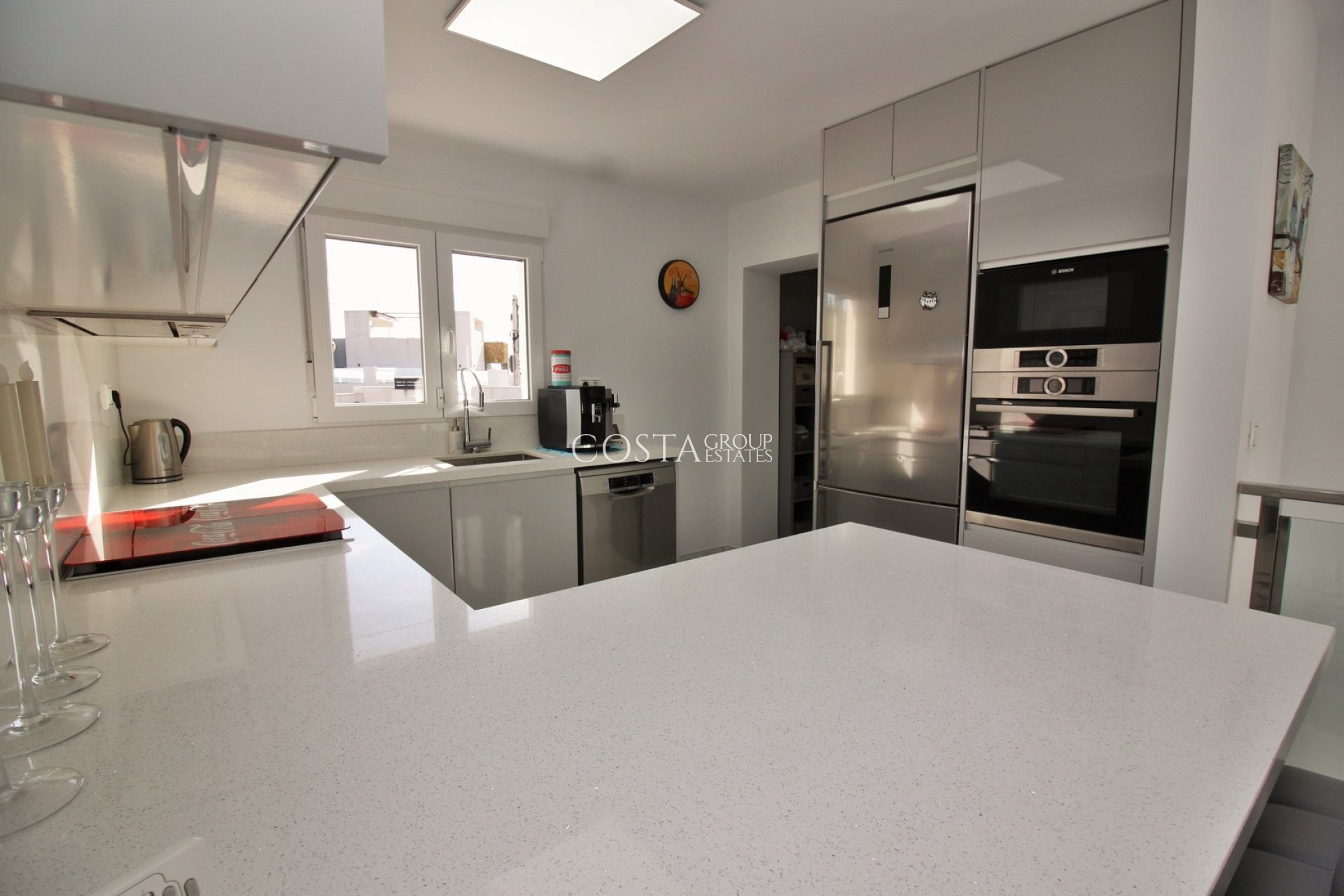 Wiederverkauf - Villa -
Villamartín