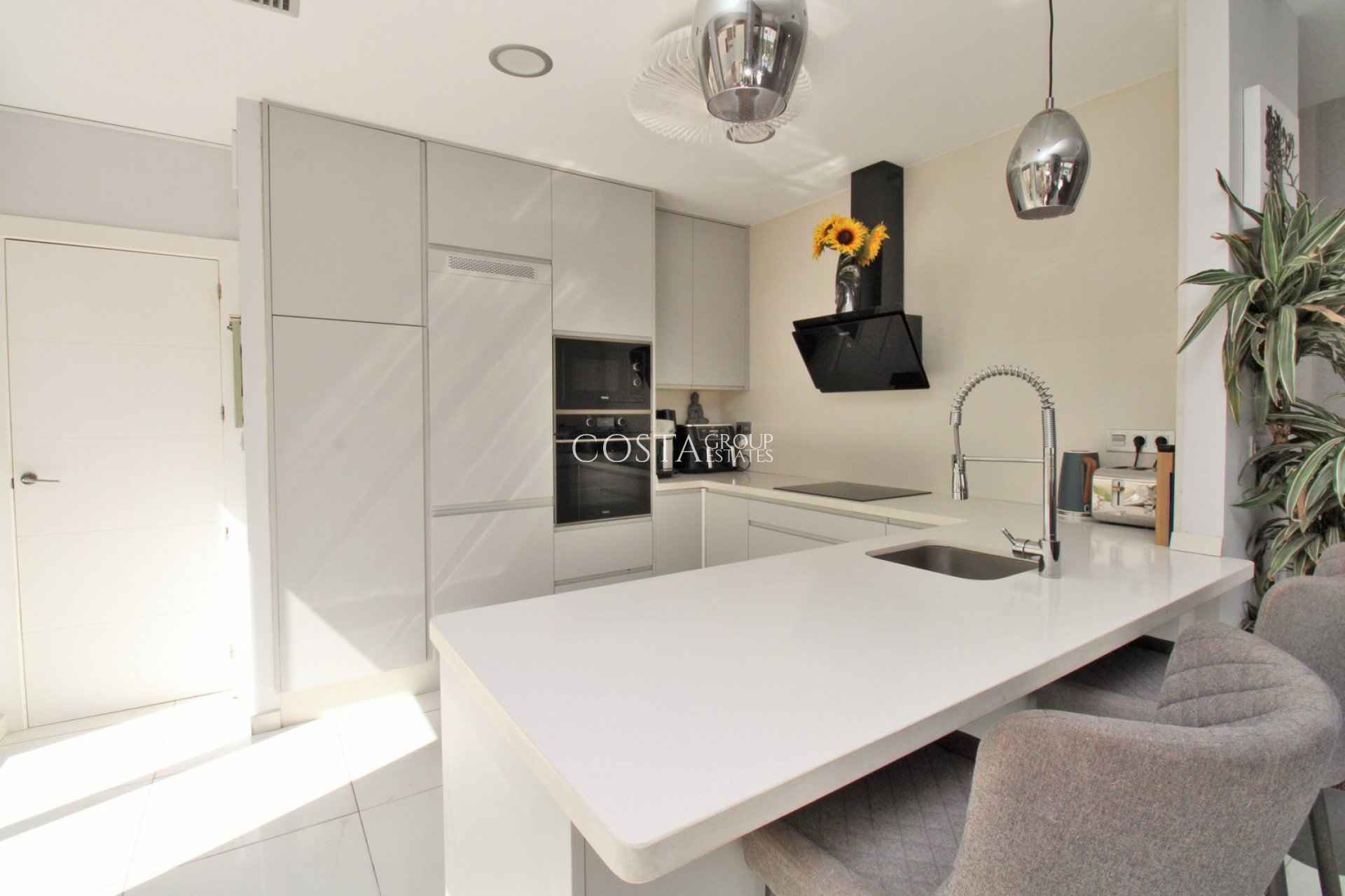 Wiederverkauf - Villa -
Villamartín