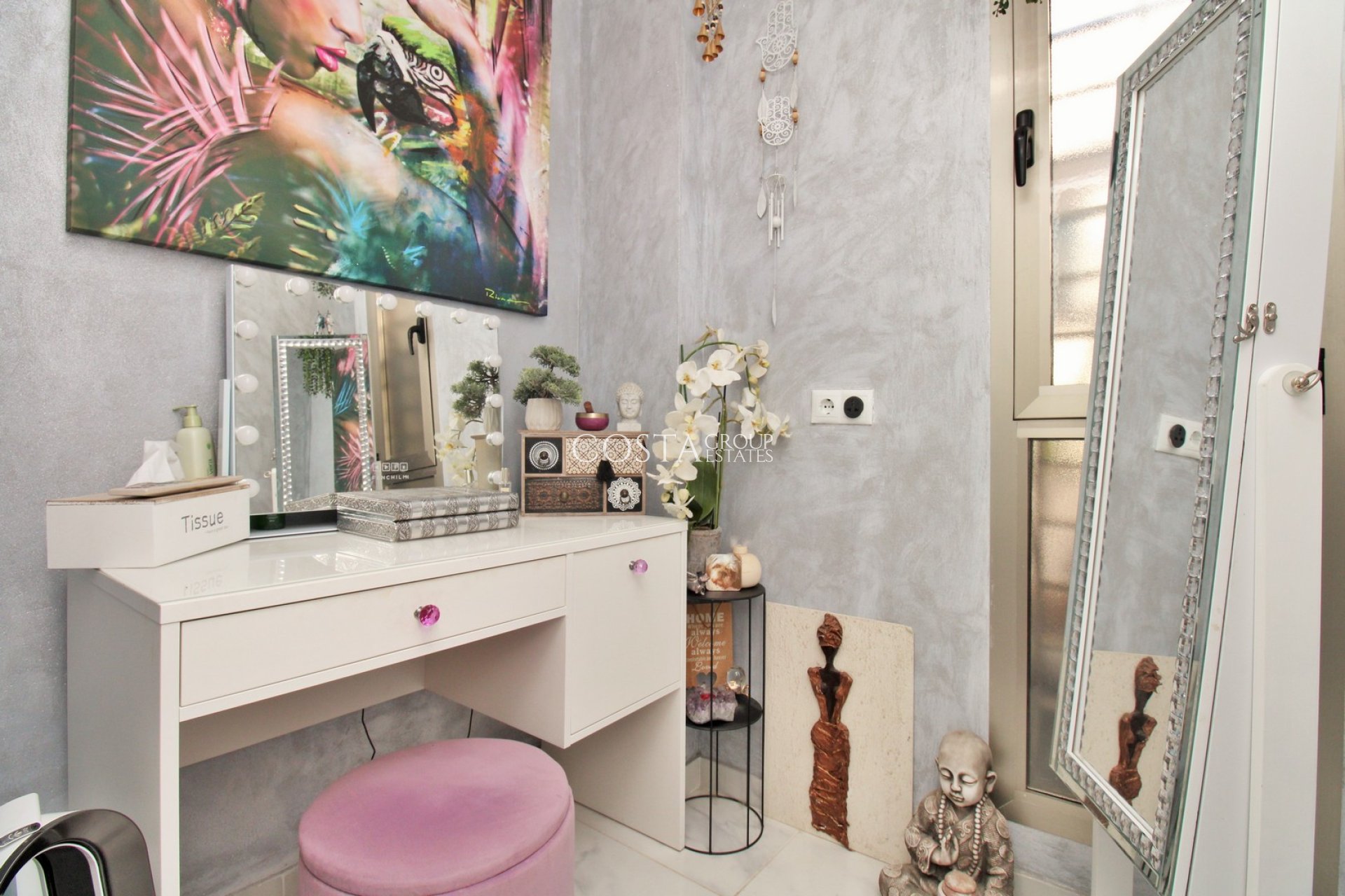 Wiederverkauf - Villa -
Villamartín