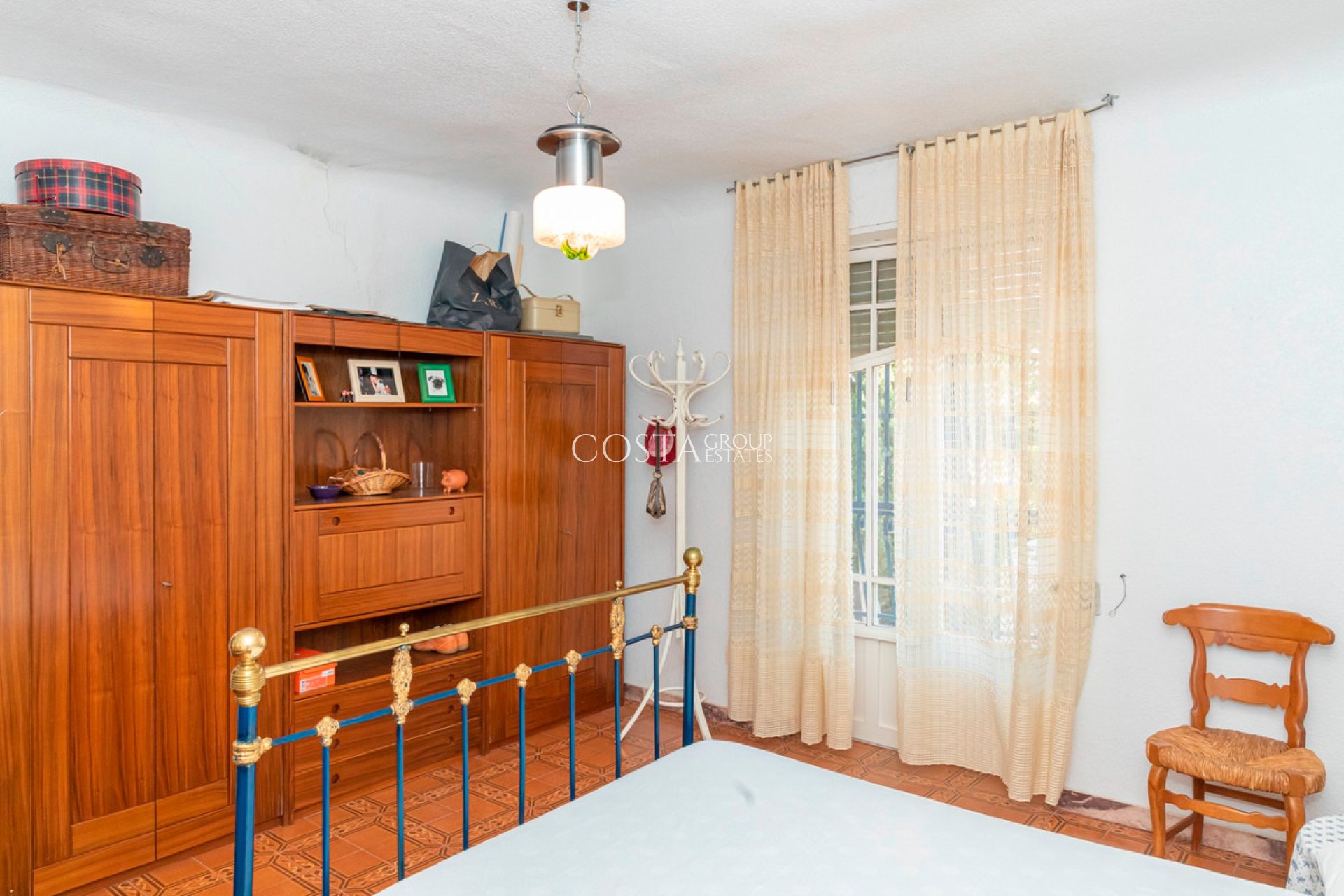 Wiederverkauf - Villa -
Yecla - Yecla Centro