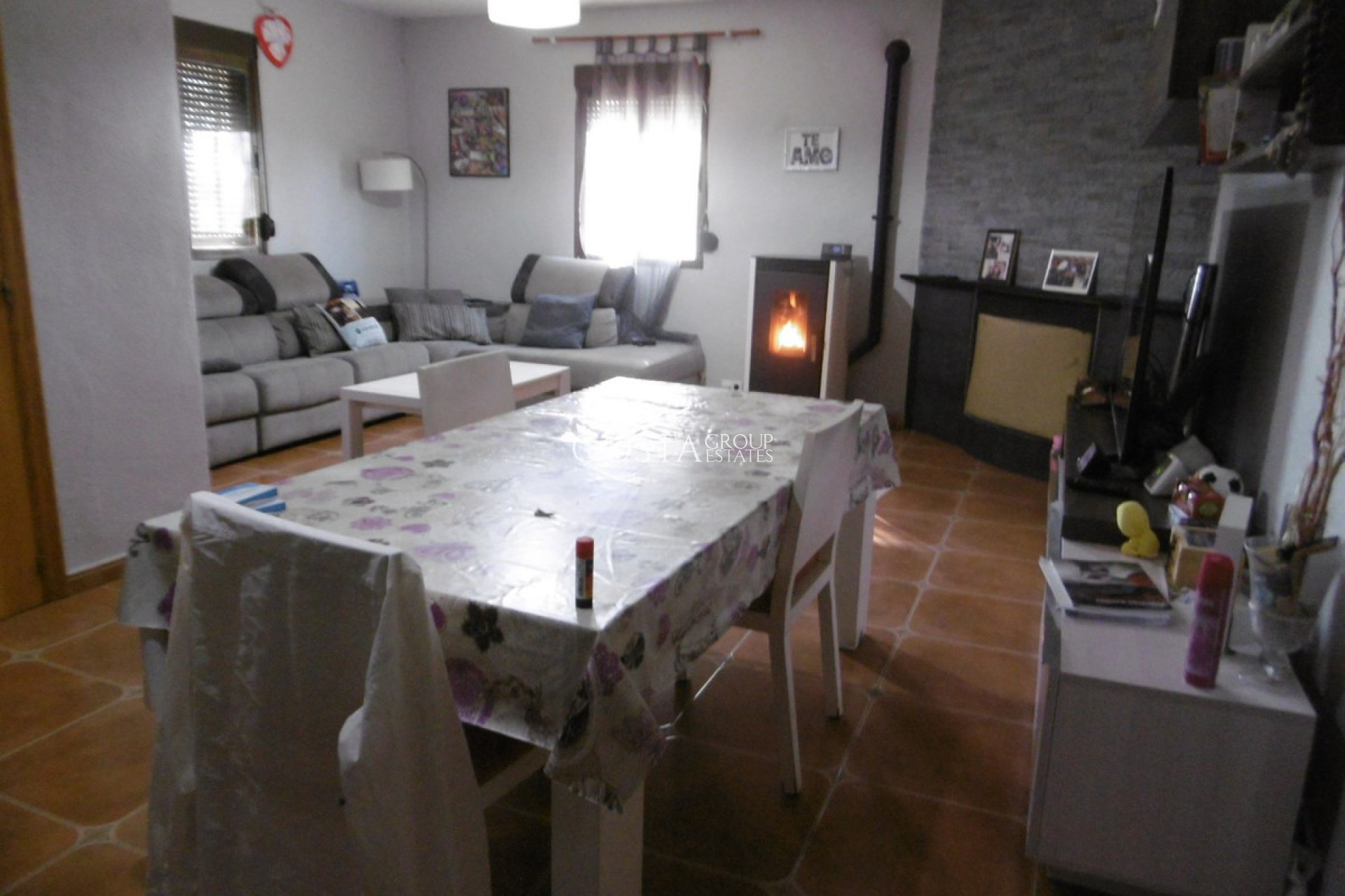 Wiederverkauf - Villa -
Yecla - Yecla Centro