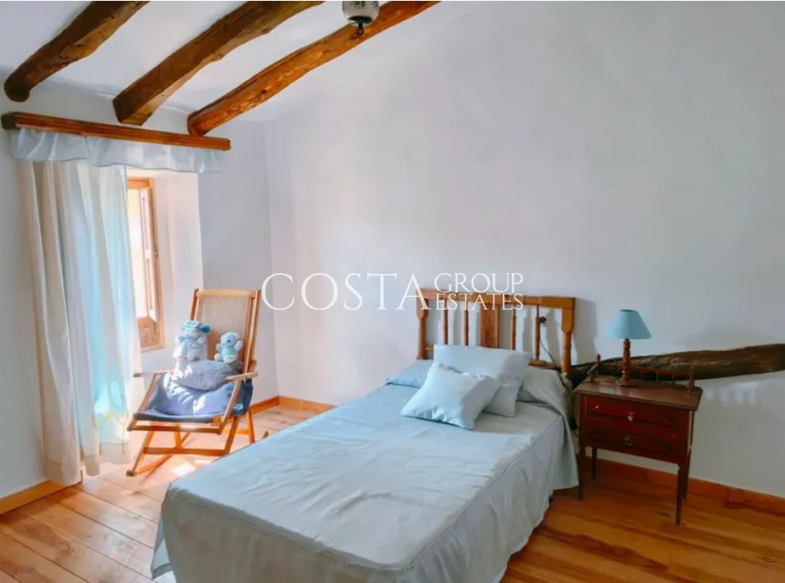 Wiederverkauf - Villa -
Yecla - Yecla Centro