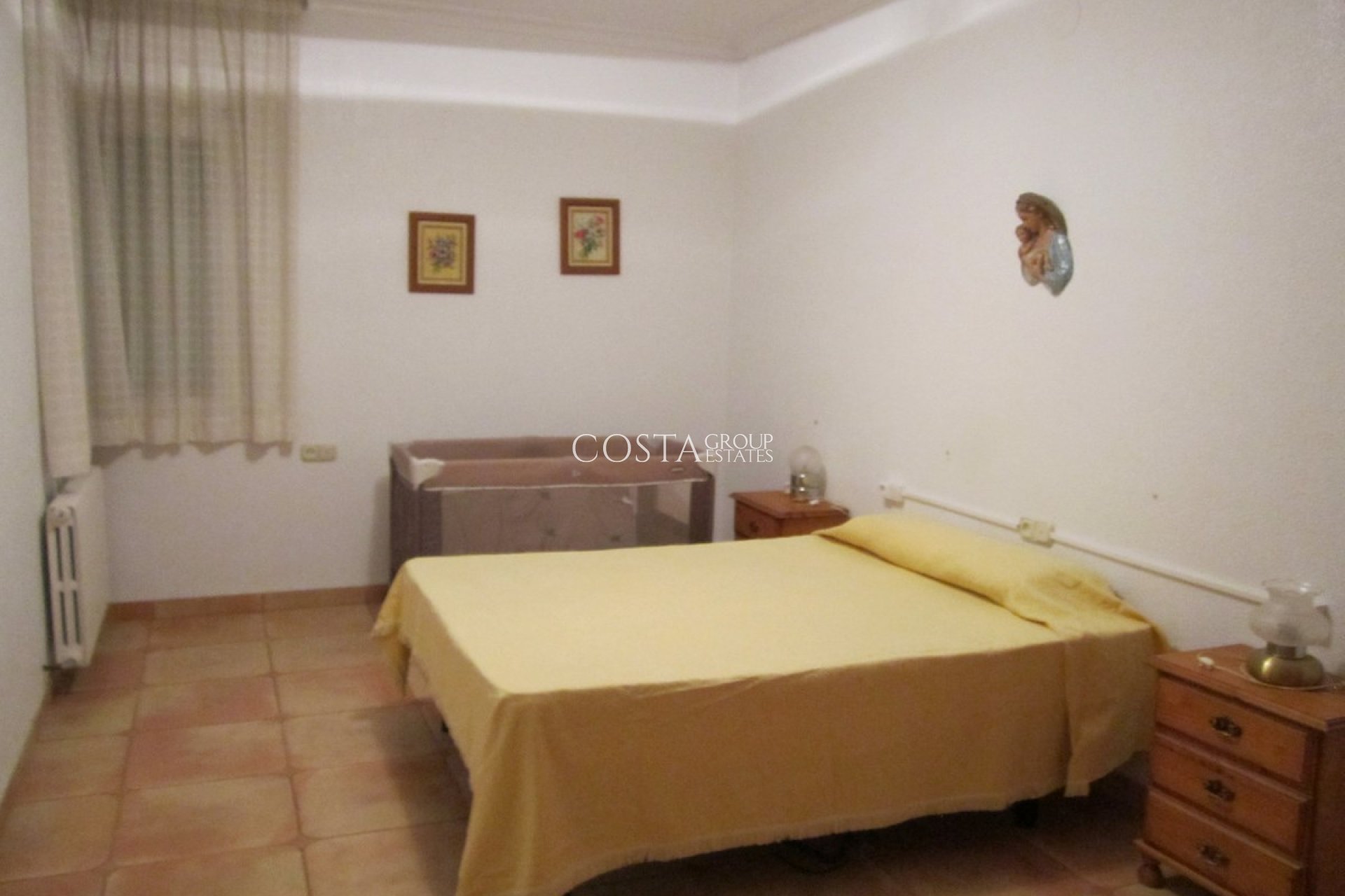 Wiederverkauf - Villa -
Yecla - Yecla Centro