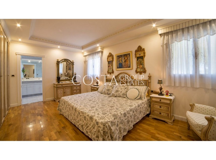 Wiederverkauf - Villa -
Yecla - Yecla Centro