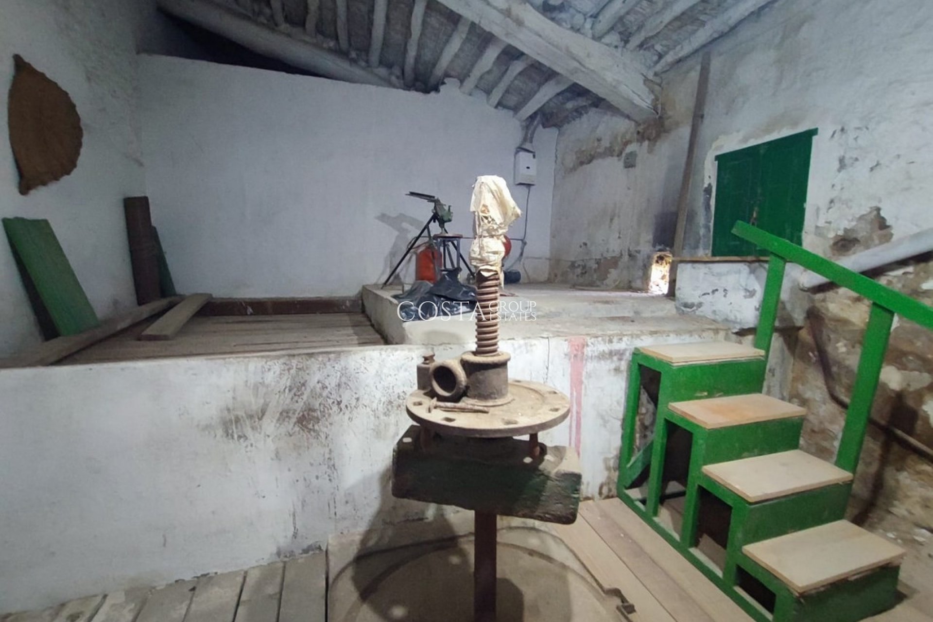 Wiederverkauf - Villa -
Yecla - Yecla Centro