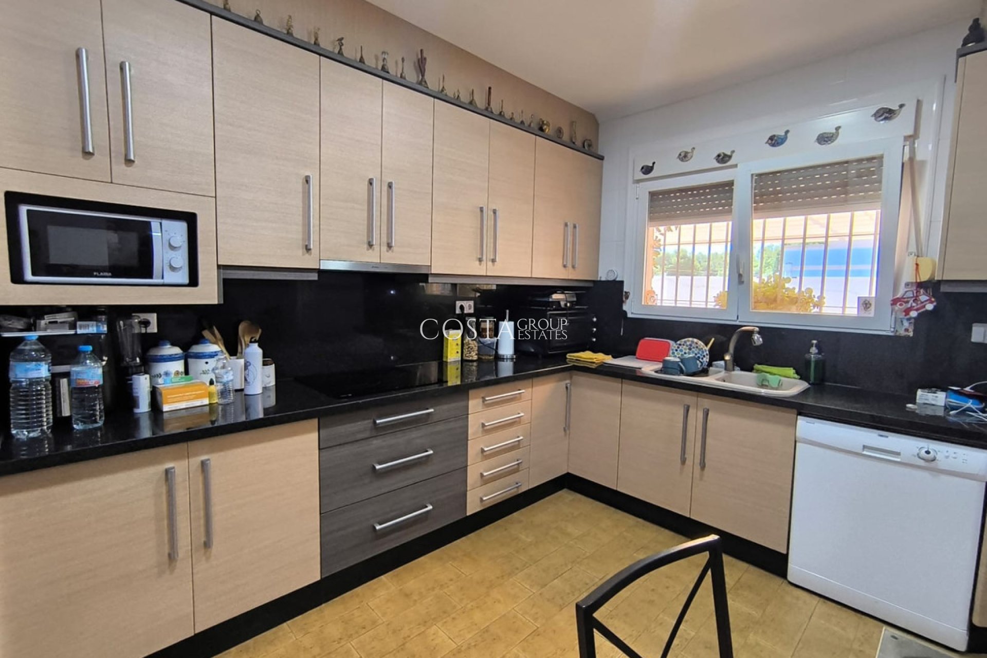 Wiederverkauf - Villa -
Yecla - Yecla Centro