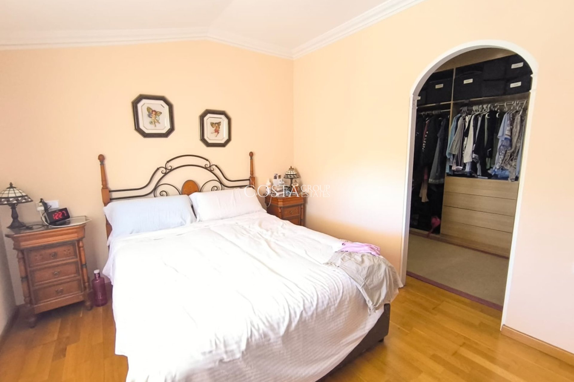 Wiederverkauf - Villa -
Yecla - Yecla Centro