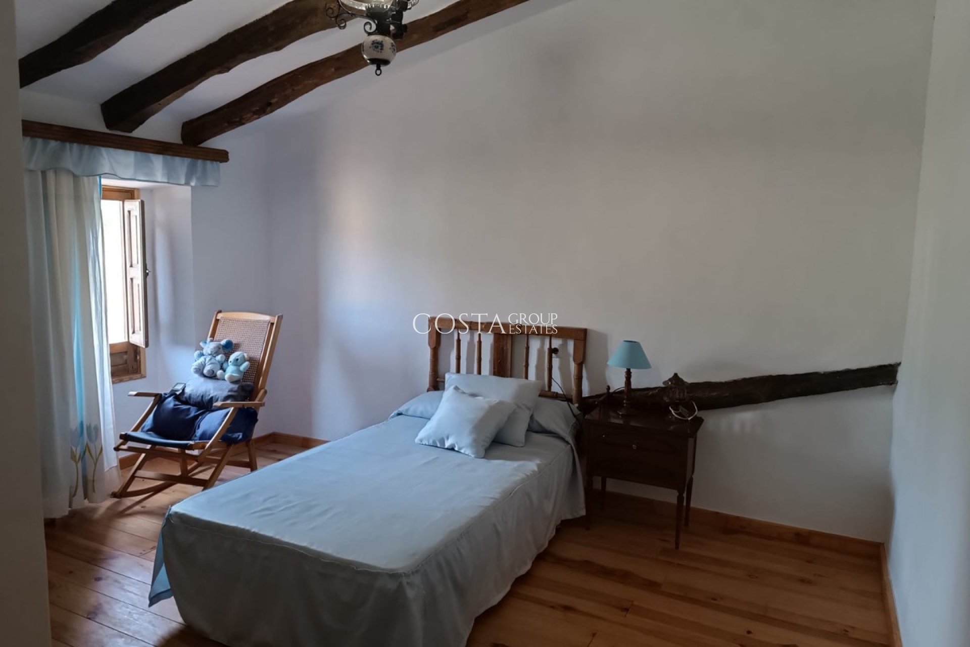 Wiederverkauf - Villa -
Yecla - Yecla Centro