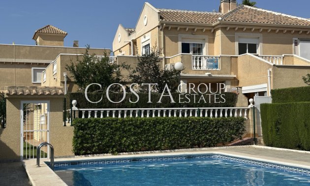 Willa - Odsprzedaż - Torrevieja - Torrevieja Centro