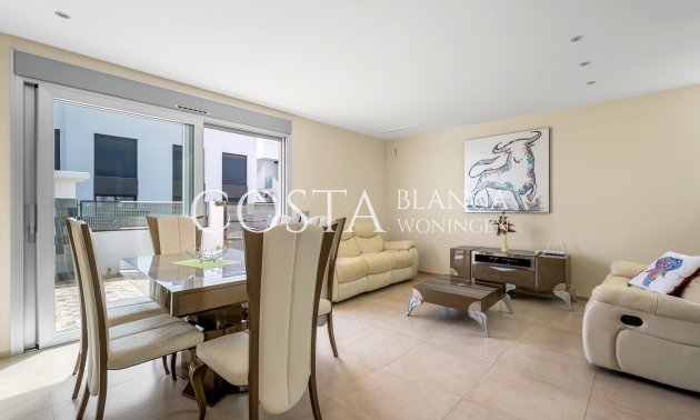 Resale - Villa -
Ciudad Quesada
