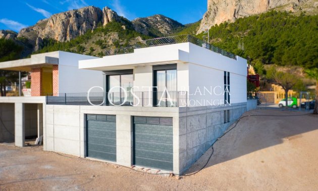 Nouvelle construction - Villa -
Polop