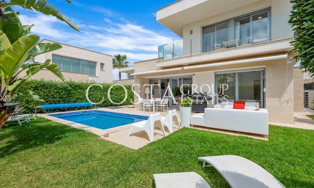 Resale - Villa -
Orihuela - Vistabella Golf