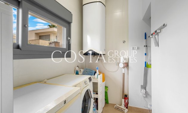 Resale - Villa -
Orihuela - Vistabella Golf