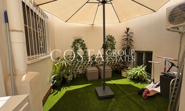 Herverkoop - Appartement -
Torrevieja - Centro